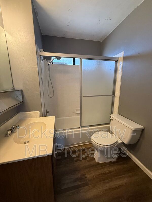 Building Photo - 3485 Rosalinda Dr