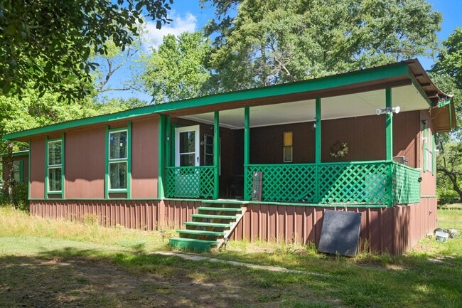 Building Photo - 465 Pecan