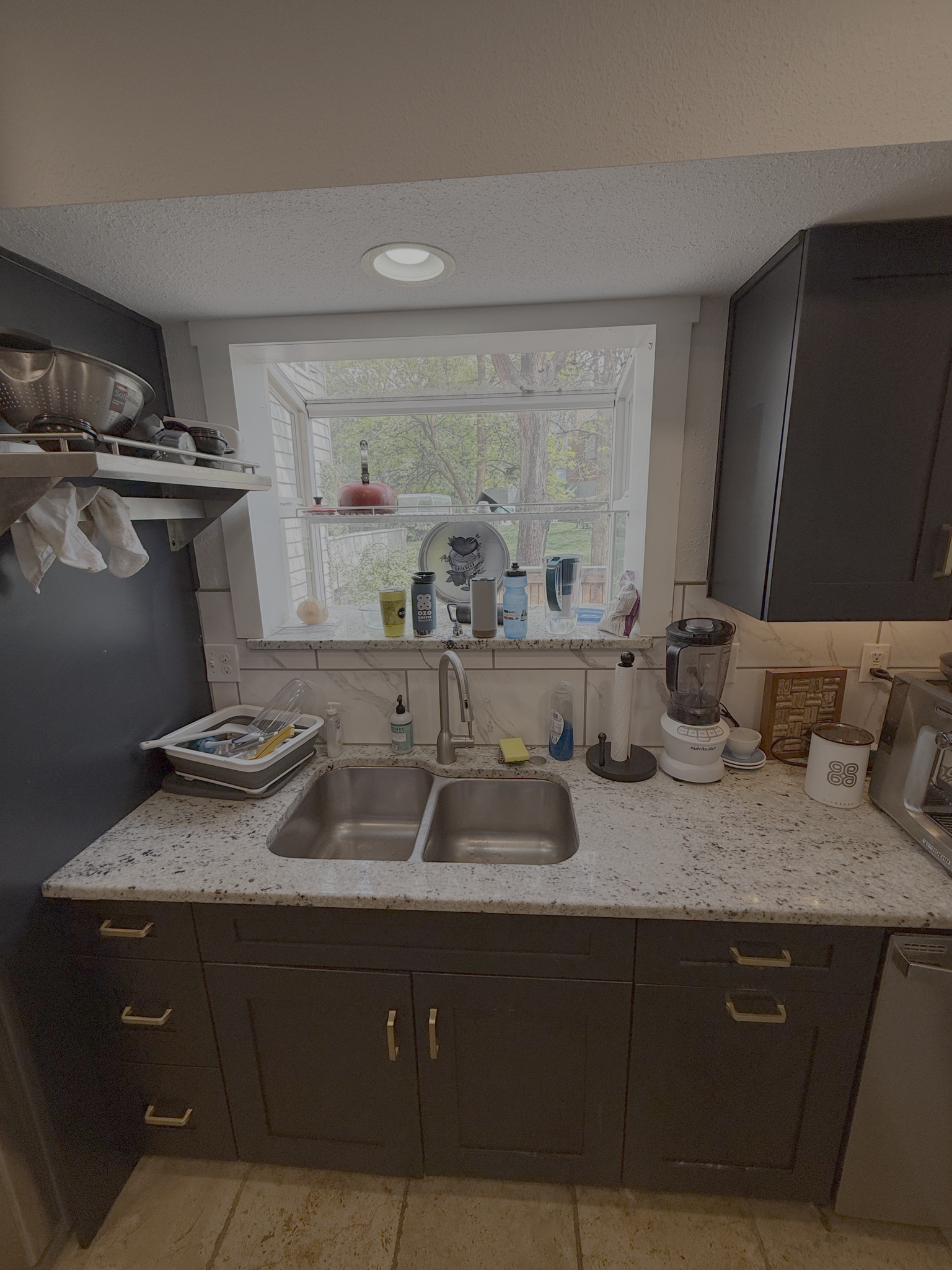 kitchen - 4626 MacArthur Ln