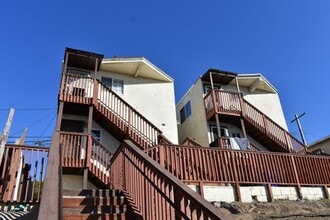 Building Photo - 3818-3820 Z STREET