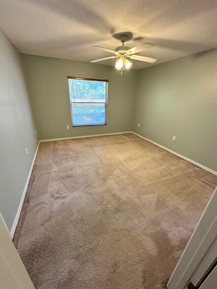 Building Photo - 4675 Breezy Pines Blvd