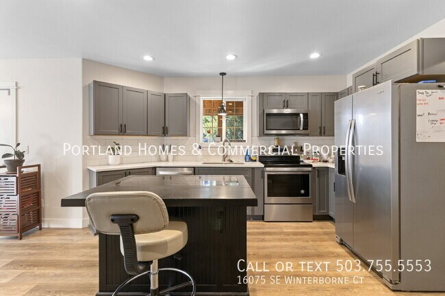 Building Photo - 16075 SE Winterborne Ct