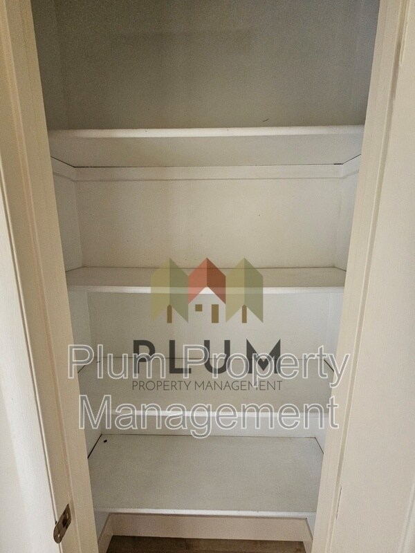 Building Photo - 5602 Bridger Ct