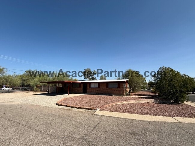 Building Photo - Corner Lot Three Bedroom Home