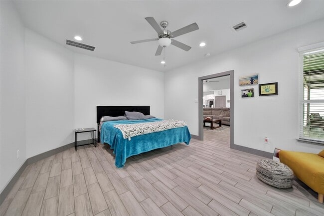 Building Photo - 28402 Calaveras Creek Ct