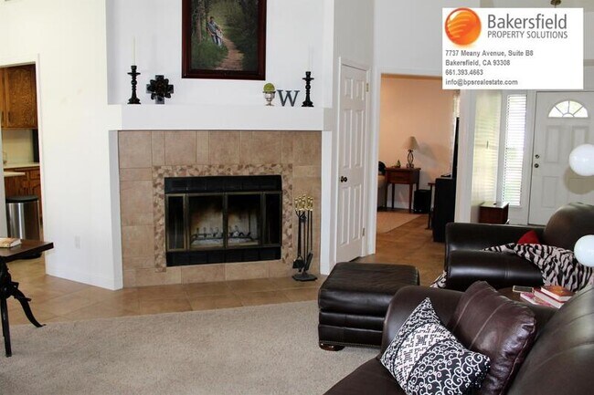 Building Photo - 7213 Copper Creek Way