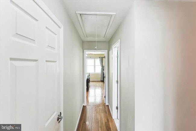 Building Photo - 3814 Woodlawn Ct