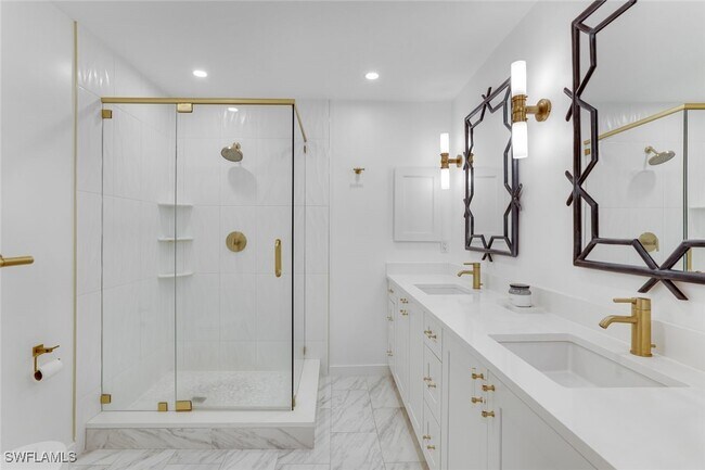 Building Photo - 8345 Excalibur Cir