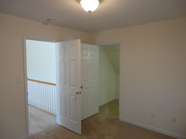 Building Photo - 1312 Ujamaa Dr
