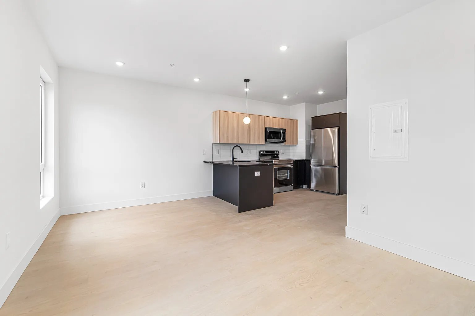 Building Photo - 2139 N 10th St