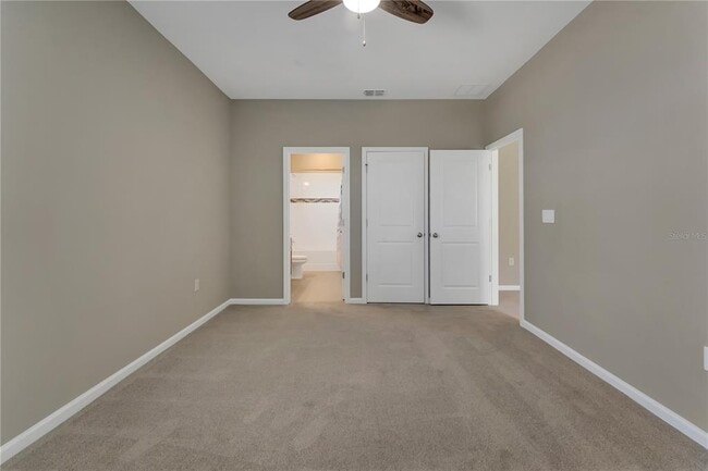 Building Photo - 4441 Lions Gate Ave