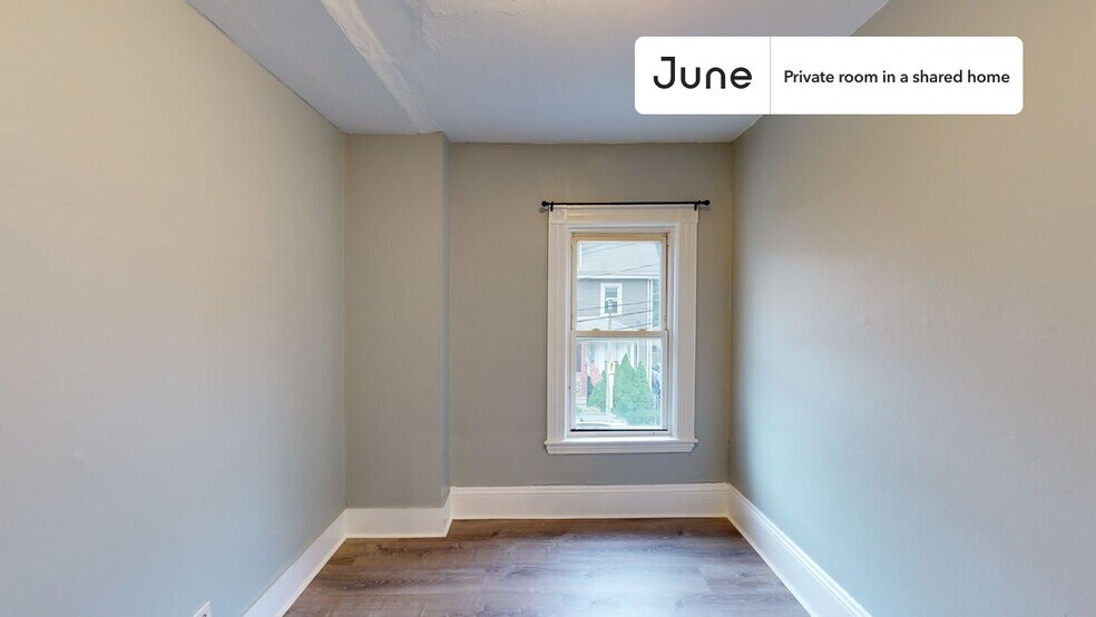Building Photo - Room in Shared 7 bed/2 bath home in Allston