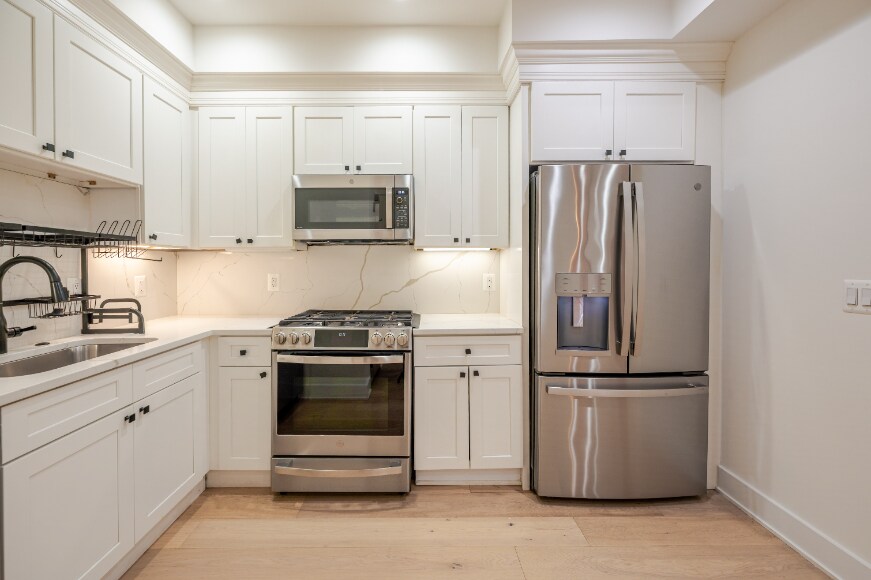 Building Photo - 1658 K St NE