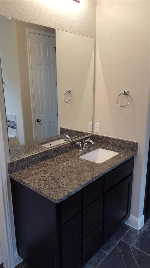 Building Photo - 108 Farola Cove