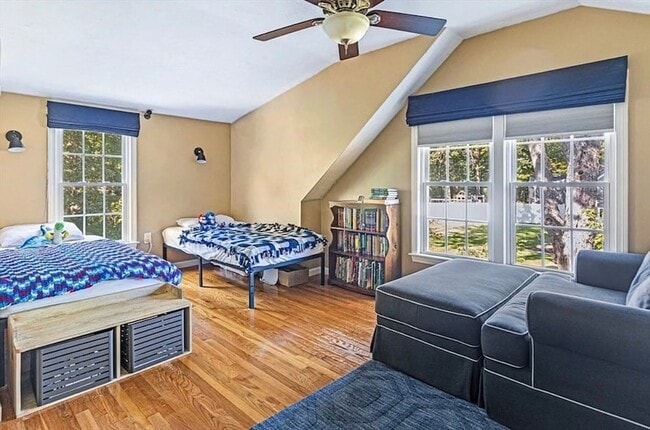 Building Photo - 14 Hoover Rd