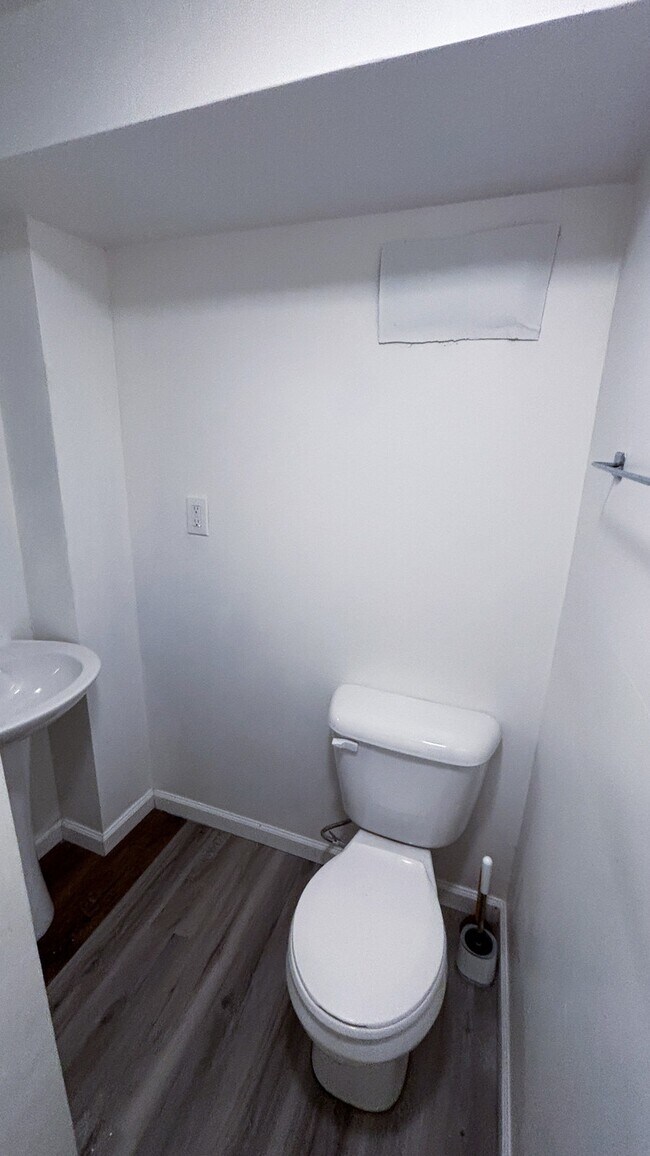 Building Photo - 4101 Audrey Ave