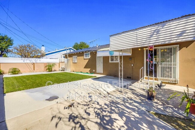 Building Photo - 10321 Courtright Rd