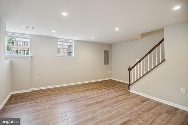 Building Photo - 5400 Wissahickon Ave