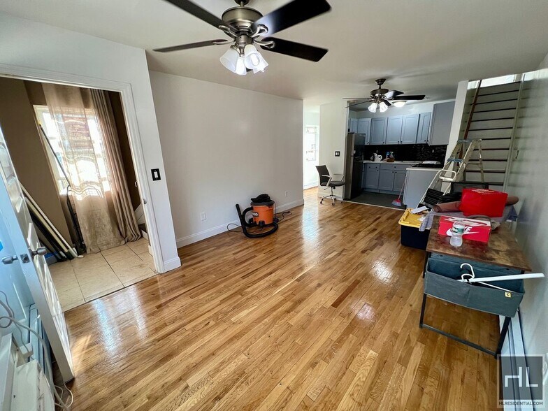 Building Photo - 2BR 2BA Sunny Bedstuy Duplex w/ Backyard By Herbert Von King Park