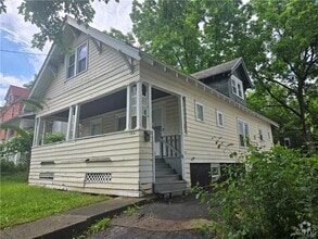 Building Photo - 306 Hillview Ave