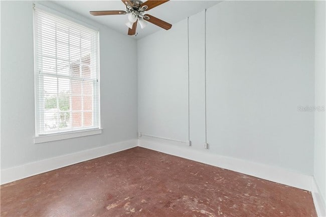 Building Photo - 1090 10th St N