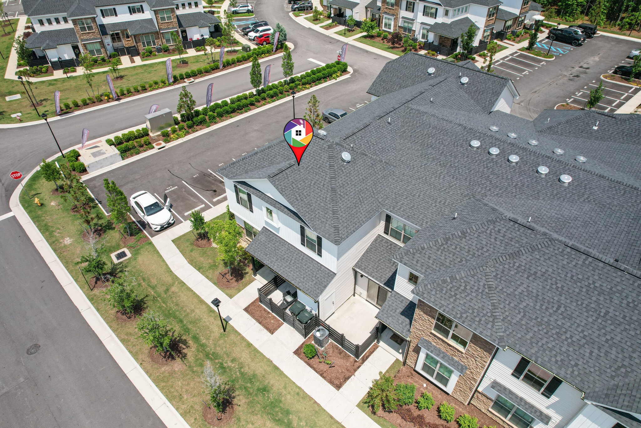 Building Photo - 606 Kathy Ann Way W
