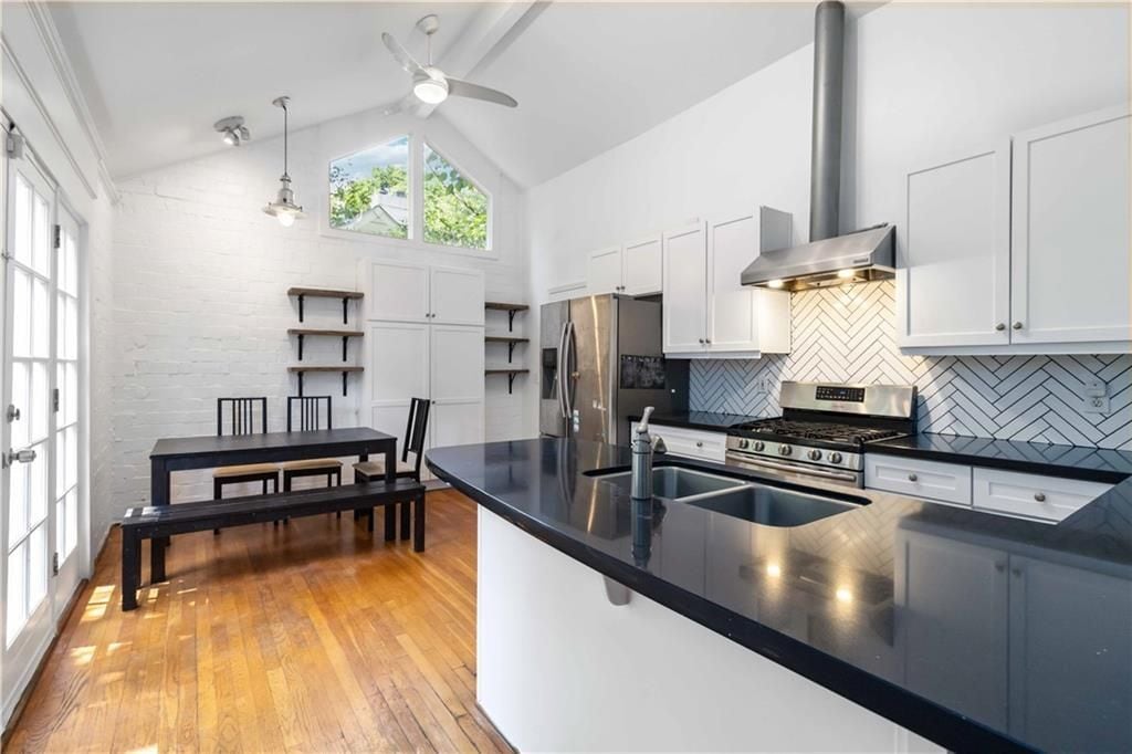 Building Photo - 2014 Westminster Way NE