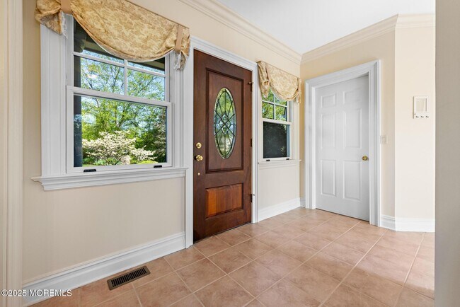 Building Photo - 13 Driftwood Ln