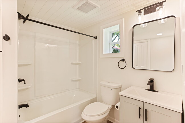 Building Photo - 7925 Otto St