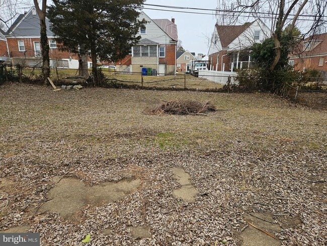 Building Photo - 5416 Radecke Ave