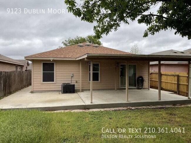 Building Photo - 9123 Dublin Moor