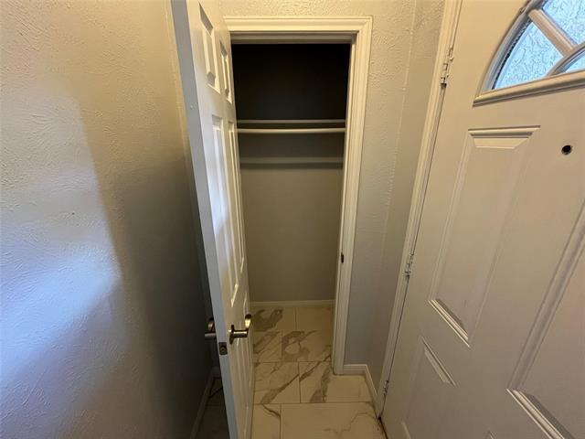 Building Photo - 501 Arbor Creek Dr