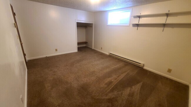 Building Photo - 945 Buchanan Ave