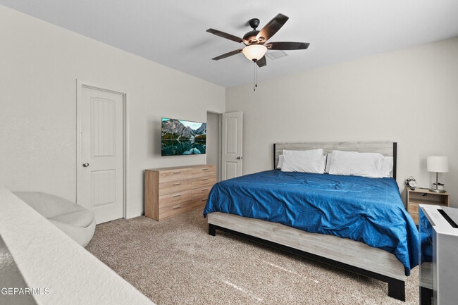 Building Photo - 13920 Loreina Luz Ave
