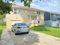 Building Photo - Stunning 5 bedroom, 2 bathroom house!