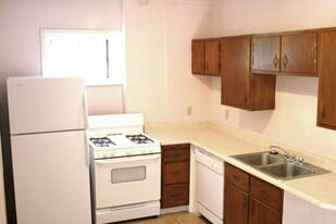 Building Photo - 49 Boundary St