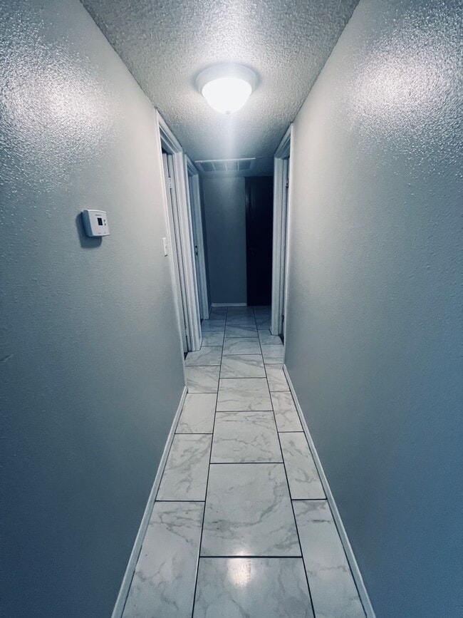 Building Photo - Lock in ($2100) off February 2026  if you move-in by December 29, 2025.