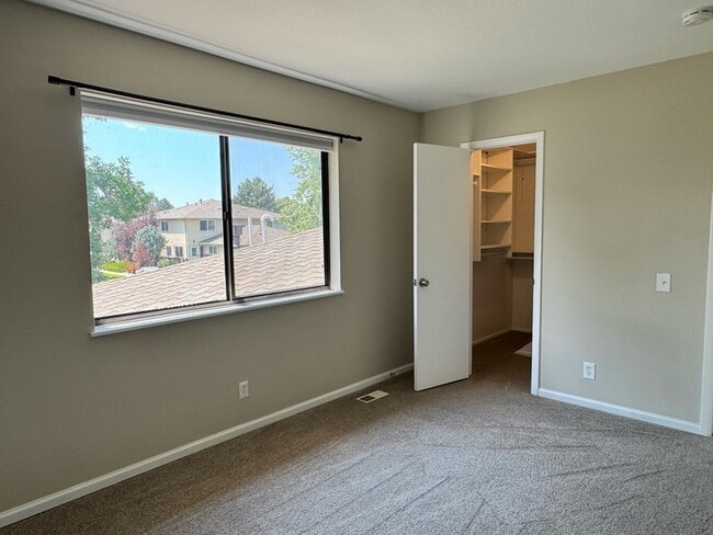 Building Photo - 3351 S Field St