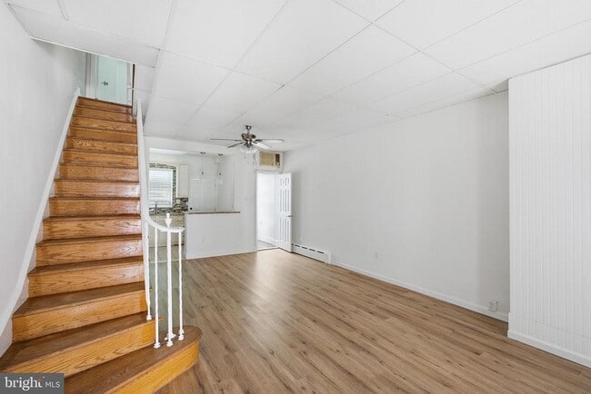 Building Photo - 1802 Tree St