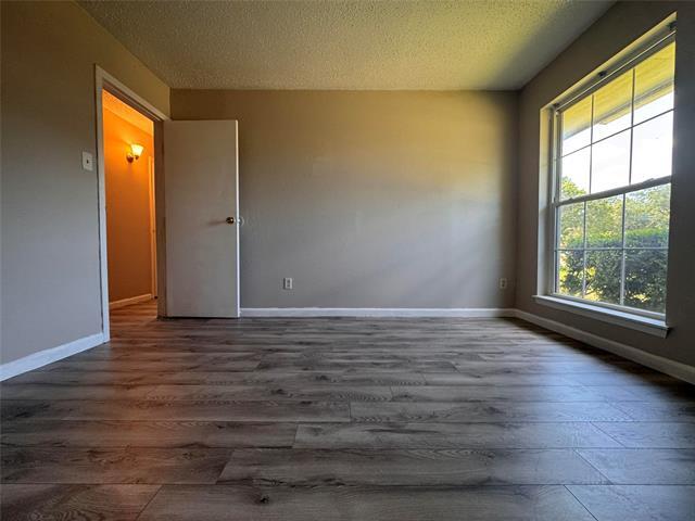 Building Photo - 1804 Serenade Ln