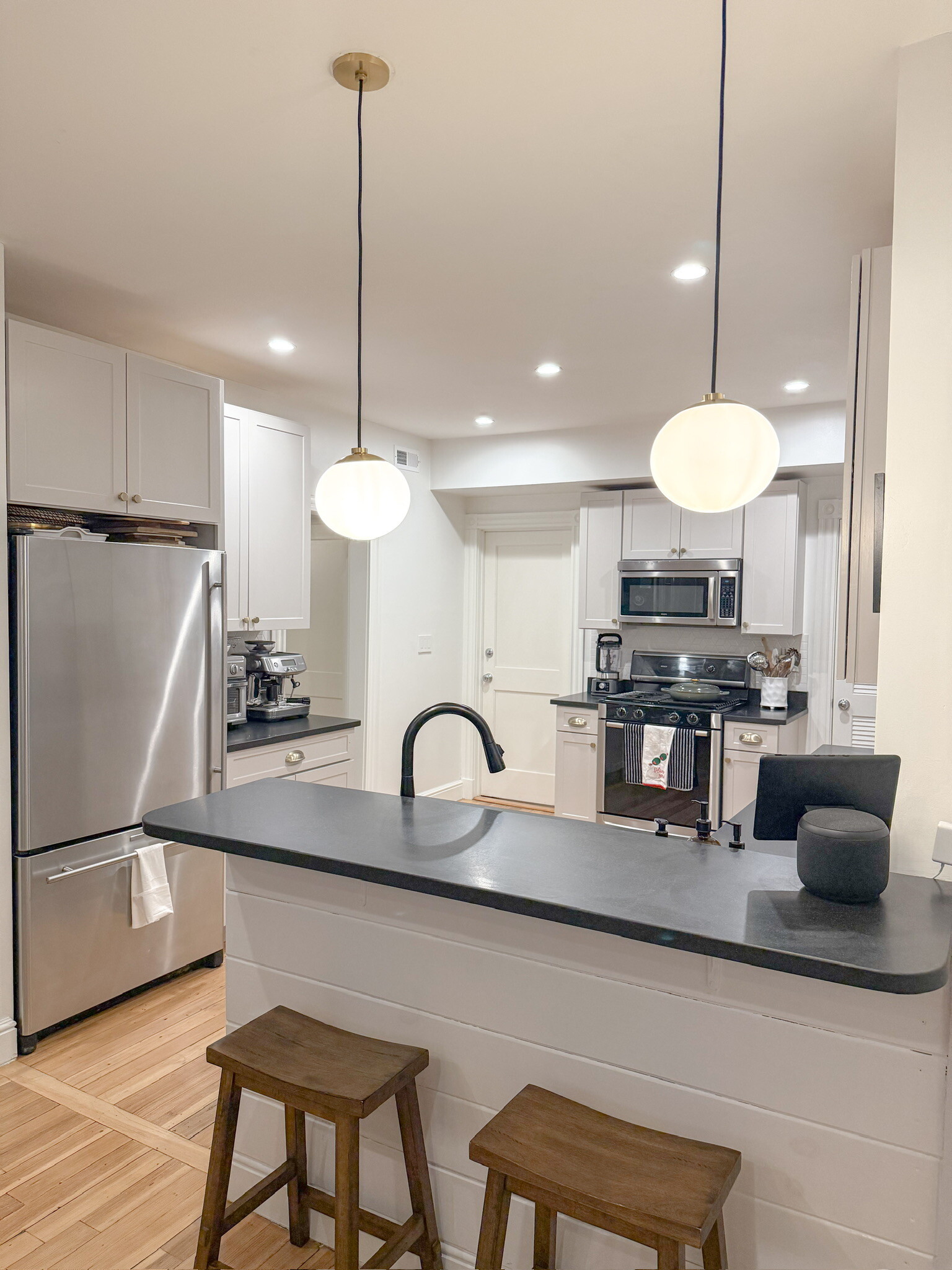 Building Photo - 9 Edison Grn