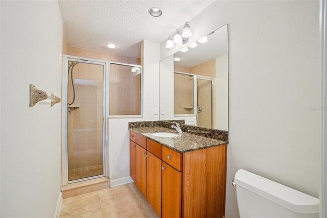 Building Photo - 502 S Albany Ave