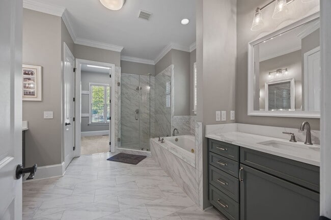 Building Photo - 107 Spears Creek Dr