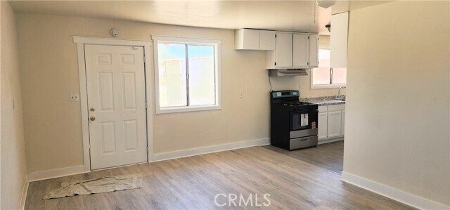 Building Photo - 6963 Tamarisk Ave