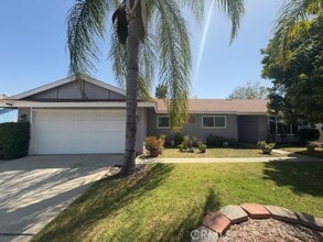 Building Photo - 24245 Powell Pl