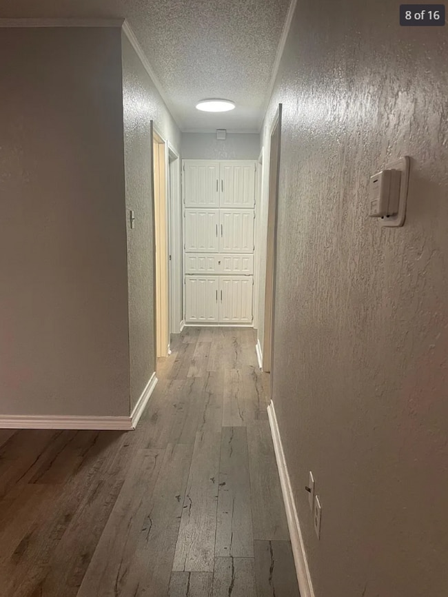 Building Photo - 6003 Brentcove Dr