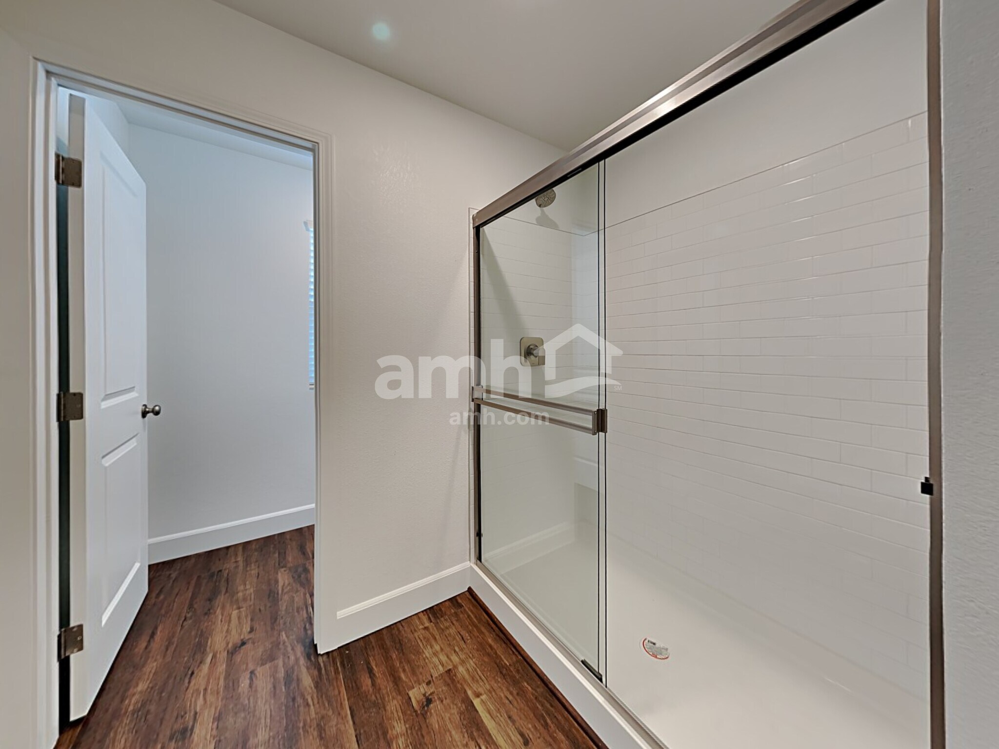 Building Photo - 13827 E 101st Ave