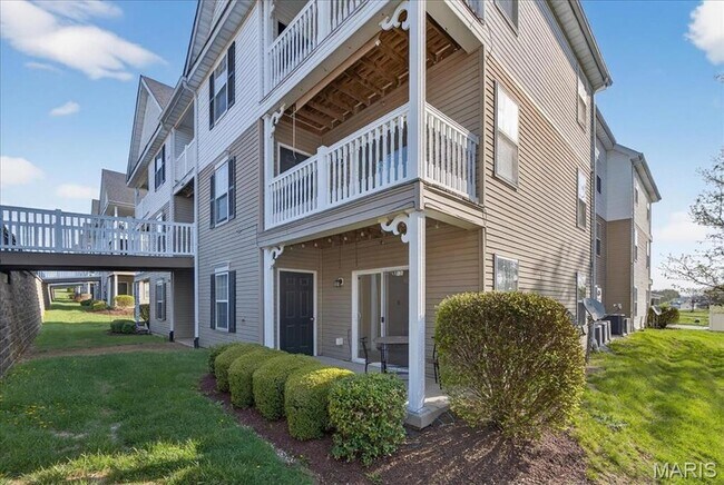 Building Photo - 4103 Spring River Dr