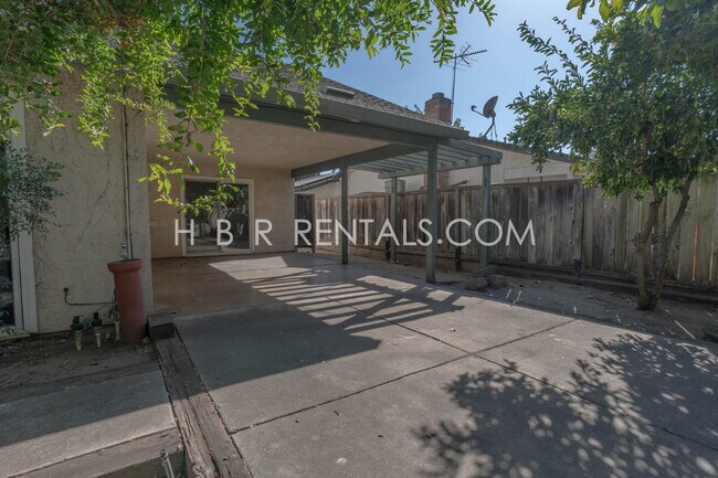 Building Photo - 1107 Douglas Fir Dr