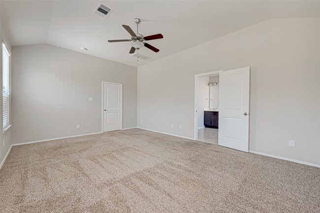 Building Photo - 8402 Coral Cove Pass Ln